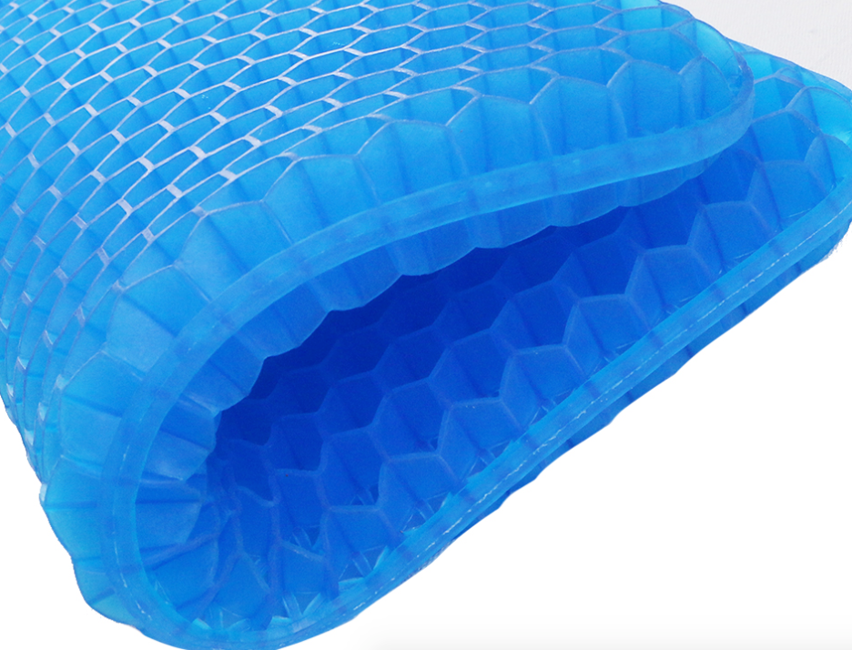 ¿CANSADO DE SENTIRTE INCÓMODO Y SUDOROSO DESPUÉS DE PASAR HORAS EN TU SILLA DE TRABAJO?